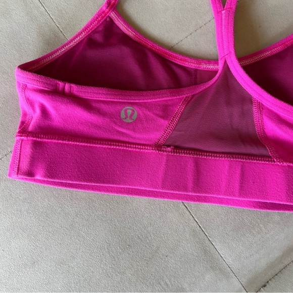 lululemon bra - Picture 3 of 4
